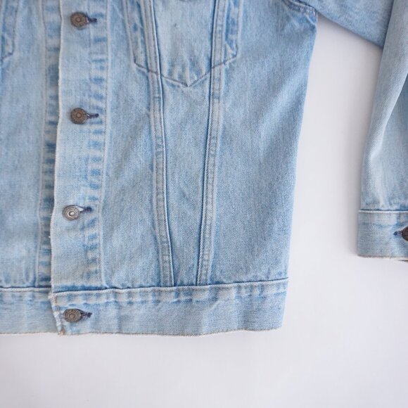 Levi’s Light Wash Denim Trucker Jacket 90s Vintage Classic Minimalist Jean M - Picture 6 of 11